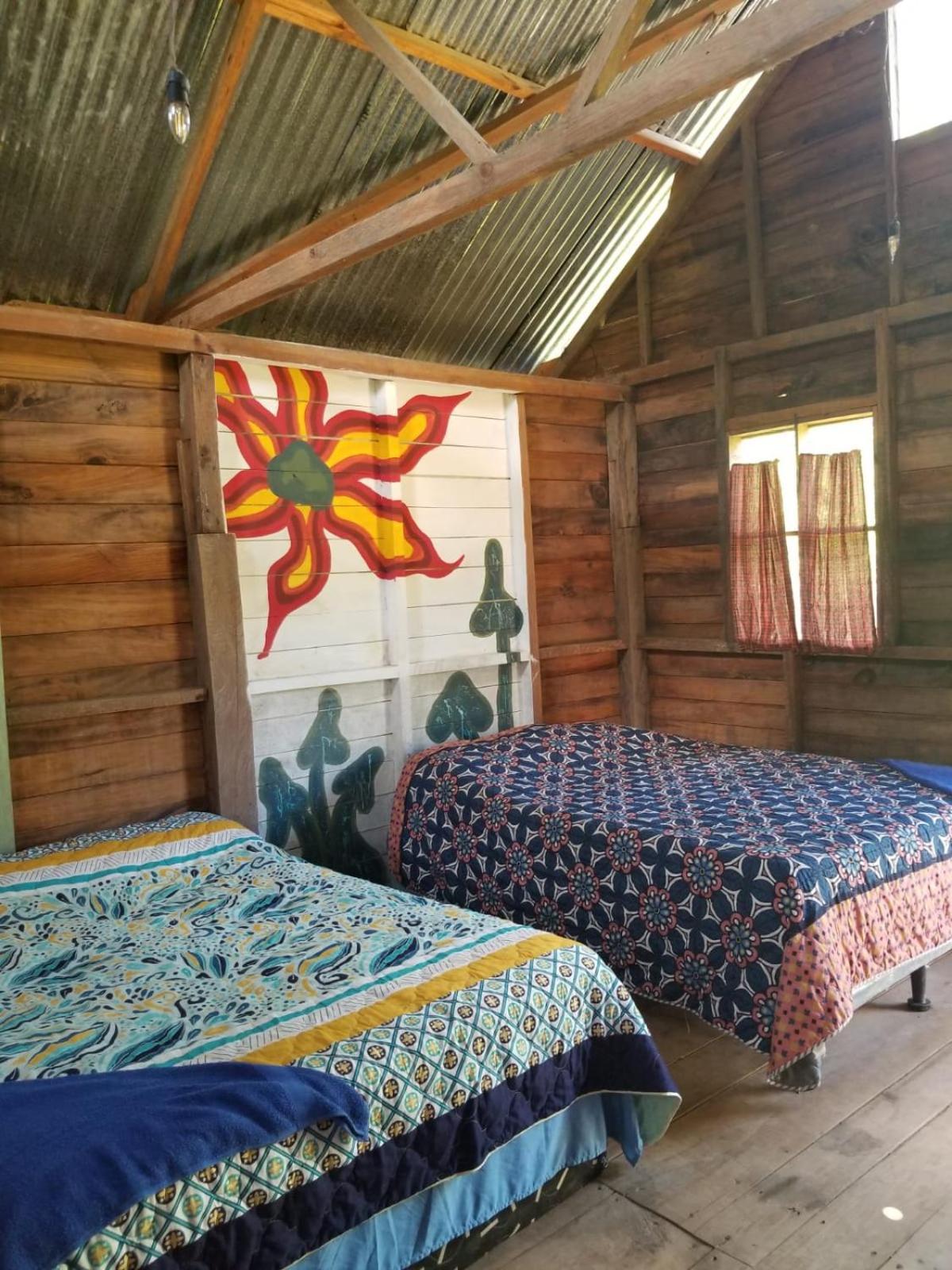 Ch'I Bocol Community Hostel Lanquín Buitenkant foto